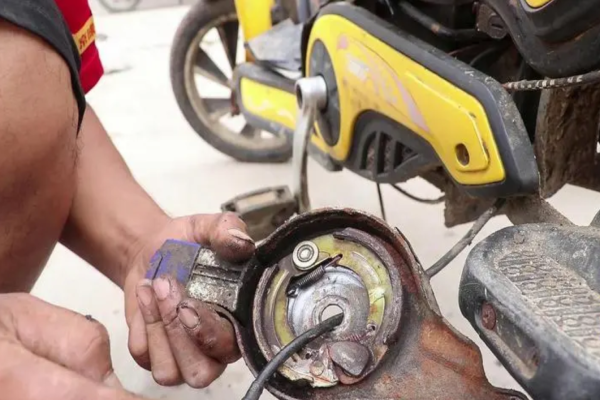 莆田市电动车刹车故障